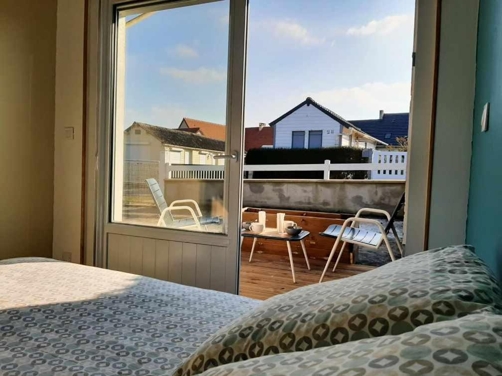 Les Heures Tranquilles - Vue Mer - 50M De La Plage Saint-Côme-de-Fresné 외부 사진